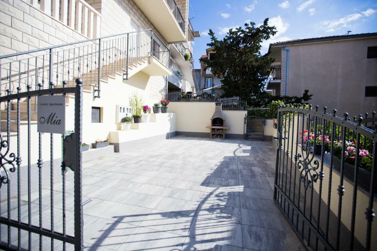 Luxury Apartments Mia Podstrana Bagian luar foto