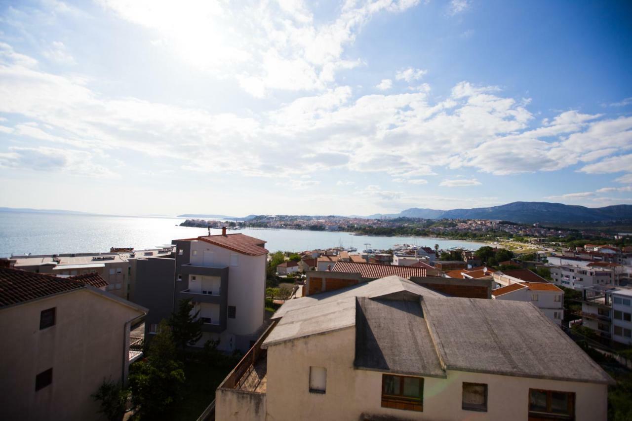 Luxury Apartments Mia Podstrana Bagian luar foto